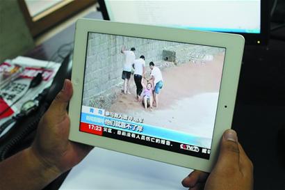于佳、郭鵬飛、楊興魯昨在太平角一路救人礁石上再聚首 壯舉改變了他們的生活