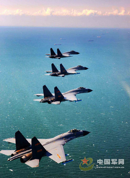 濟(jì)南空軍演習(xí)。