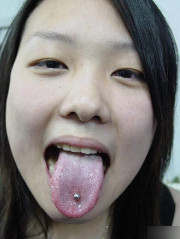 女學生的膽子到底有多大？