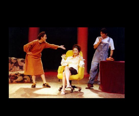 明星校園演出青澀照 你能認(rèn)出誰