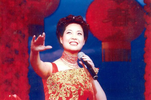 圖揭明星悲喜“師生戀” 李雙與愛(ài)妻江夢(mèng)鴿相差27歲！