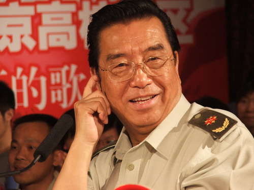 圖揭明星悲喜“師生戀” 李雙與愛妻江夢鴿相差27歲！