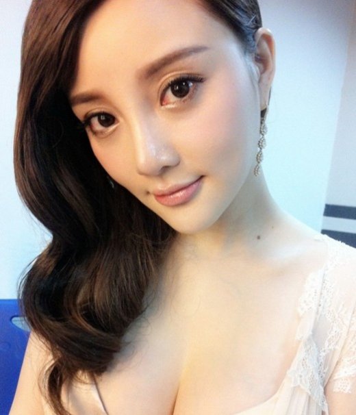 被奉為女神的女星真實照