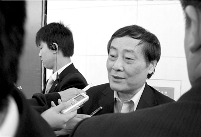 宗慶后接受記者采訪（資料圖片）。本報(bào)記者王海欣攝