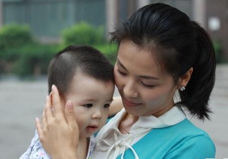 劉濤王艷胡靜趙薇 內地四大豪門闊太誰最美