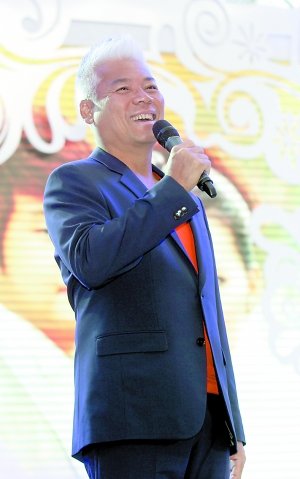 現(xiàn)場請來巫啟賢、姜育恒等6位明星擔任婚宴表演嘉賓。