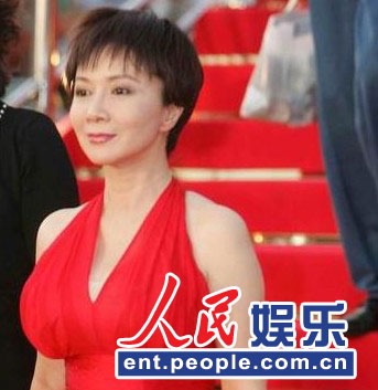 蔡明神秘家庭生活揭秘 婚姻曾因郭達現(xiàn)“拐點”