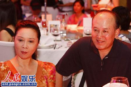 蔡明神秘家庭生活揭秘 婚姻曾因郭達現(xiàn)“拐點”