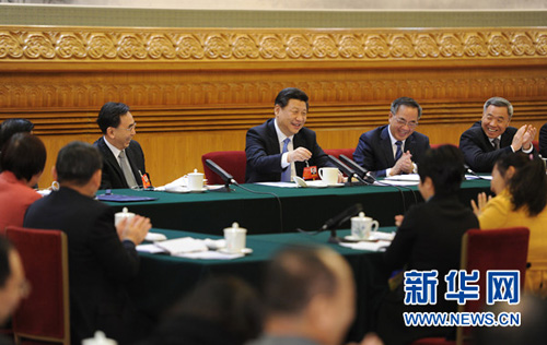 3月6日，中共中央總書記、國家主席、中央軍委主席習近平參加十二屆全國人大二次會議廣東代表團的審議。 新華社記者謝環(huán)馳攝
