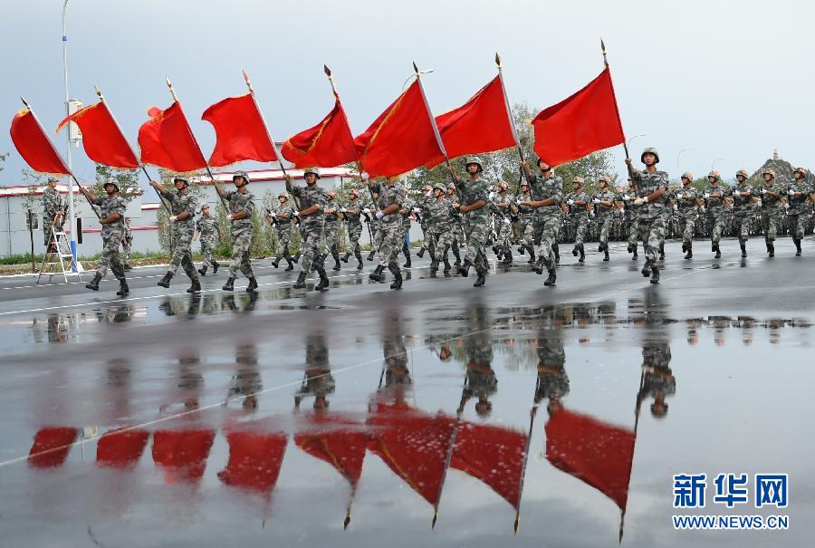 濃縮輝煌戰(zhàn)史　傳承英雄血脈——走進(jìn)勝利日大閱兵徒步方隊